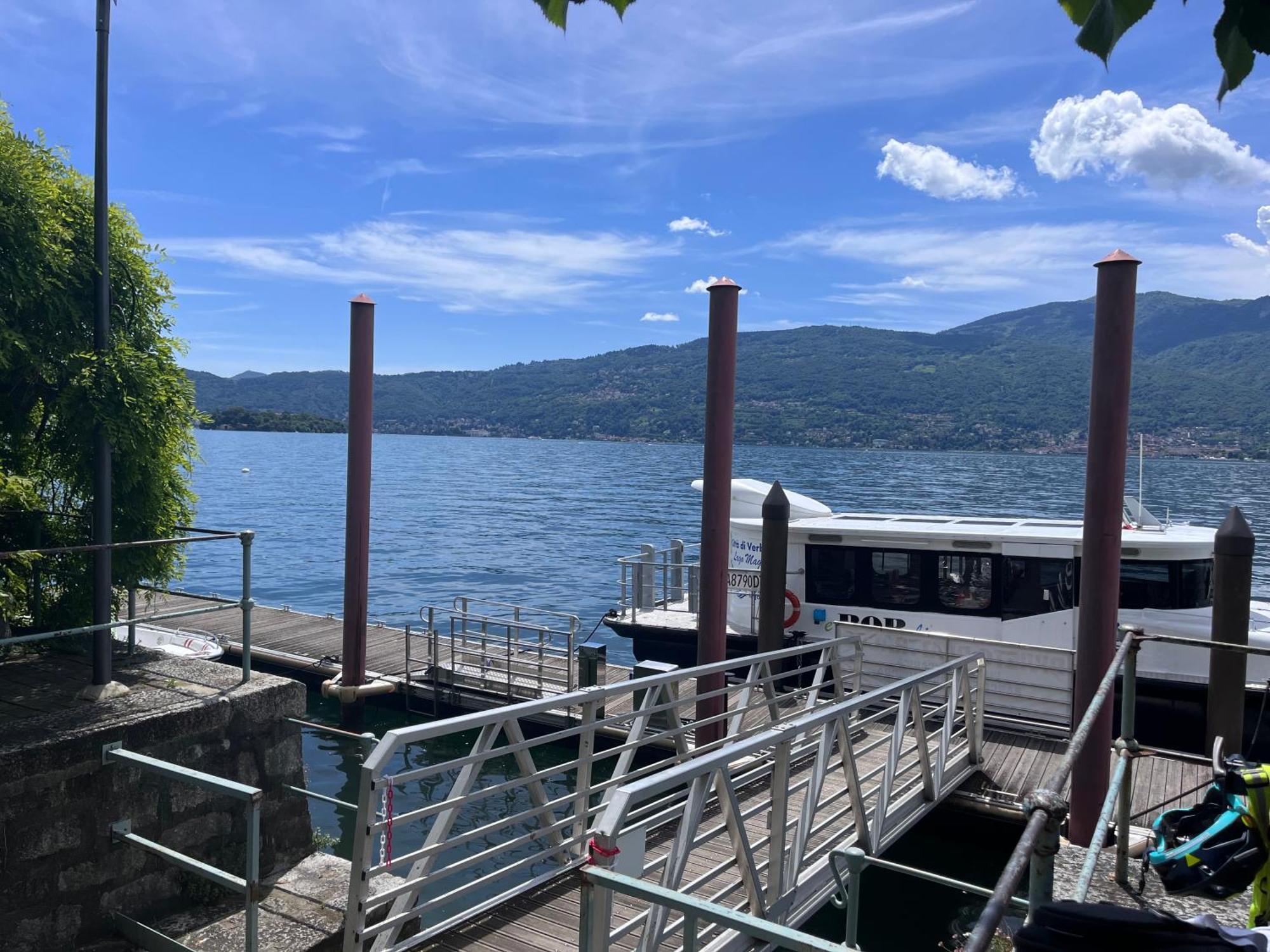 Appartamento Il Porto Baveno Exteriör bild