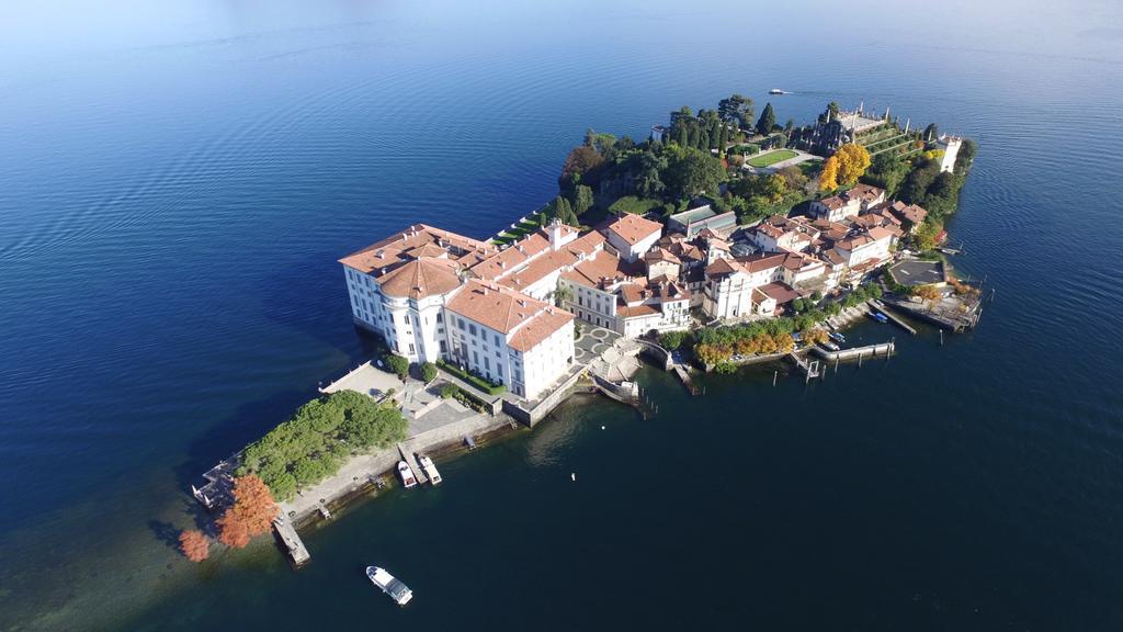 Appartamento Il Porto Baveno Exteriör bild