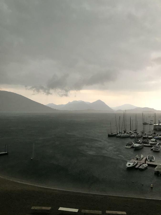 Appartamento Il Porto Baveno Exteriör bild